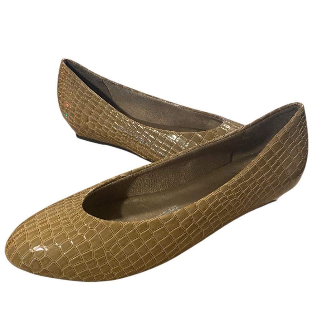 Angel Steps Slip On Wedge Shoes Womens 8.5 Tan Croc Career Office Comfort NEW